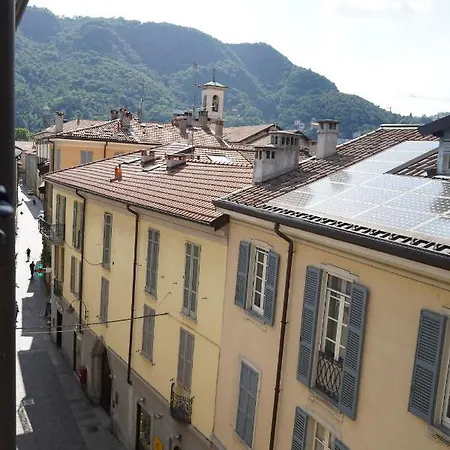 Casa Giovio Elengant Loft In Historical Building Como