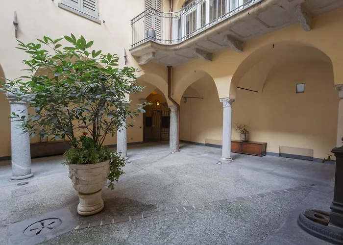 公寓 Casa Giovio Elegant Historic In The Heart Of *