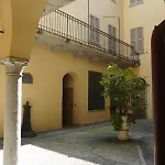 Casa Giovio Elegant Historic In The Heart Of Apartmán Como