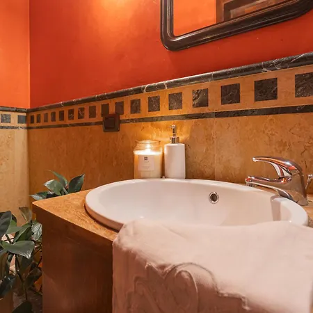 Casa Giovio Elegant Historic In The Heart Of