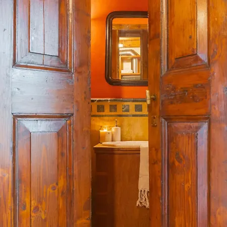 Casa Giovio Elengant Loft In Historical Building Apartment *
