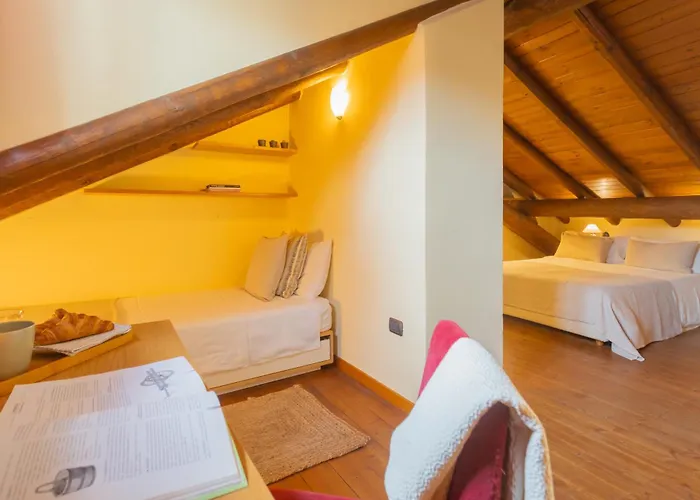 Lejlighed Casa Giovio Elegant Historic In The Heart Of Como