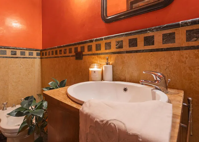 Casa Giovio Elegant Historic In The Heart Of