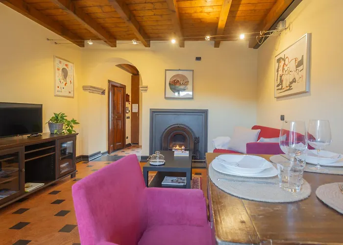 Lejlighed Casa Giovio Elegant Historic In The Heart Of Como