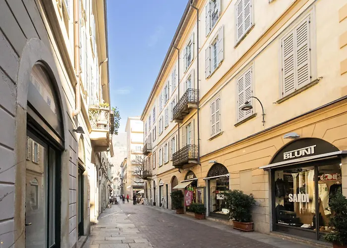 Casa Giovio Elegant Historic In The Heart Of * Como