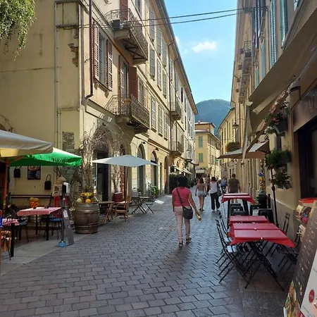 Casa Giovio Elengant Loft In Historical Building * Como